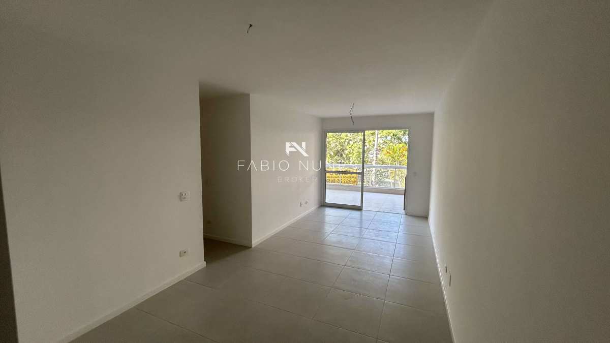 Sala em 2 ambientes com Ar Split. - Apartamento à venda em Rio de Janeiro, Recreio dos Bandeirantes, com 3 quartos, 109,00m²