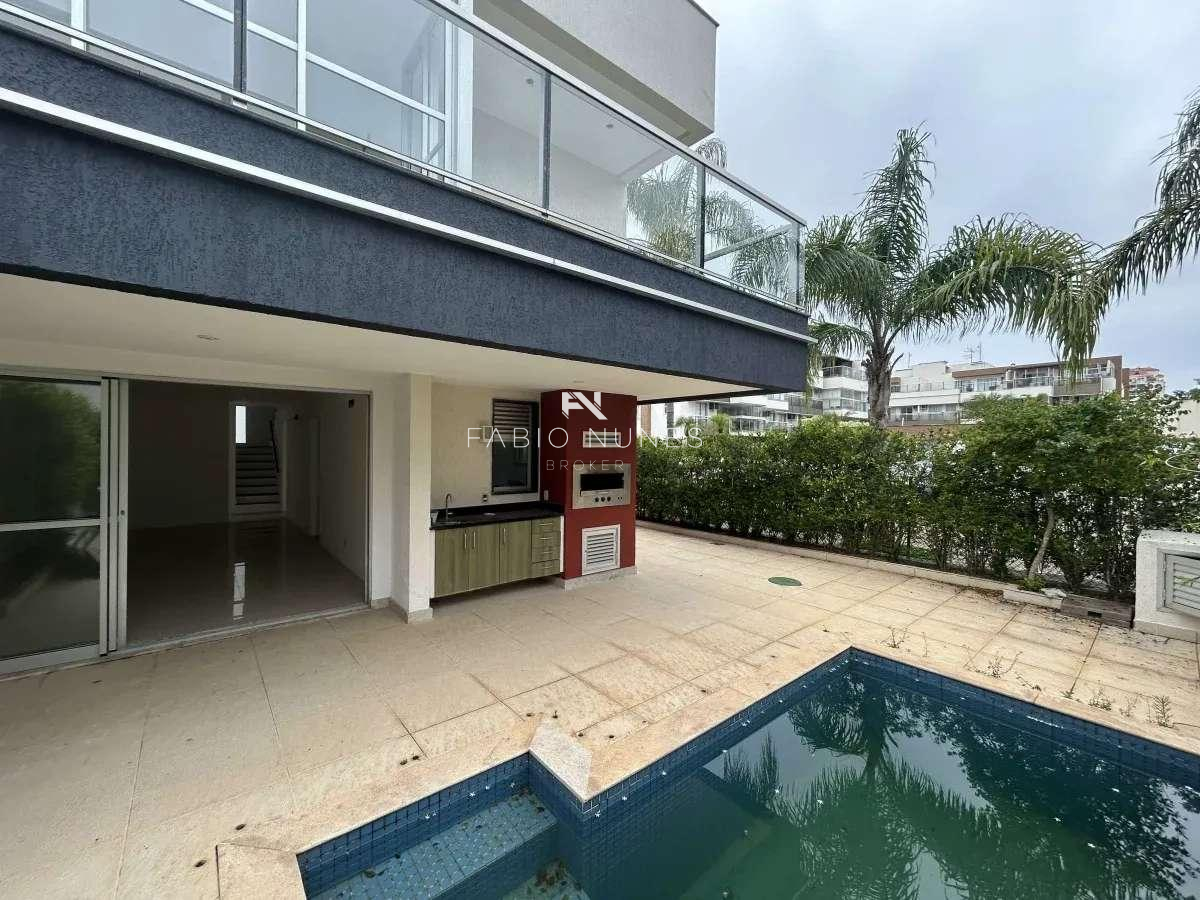 Casa à venda com 4 quartos, 306,22m² - Recreio dos Bandeirantes,Rio de Janeiro