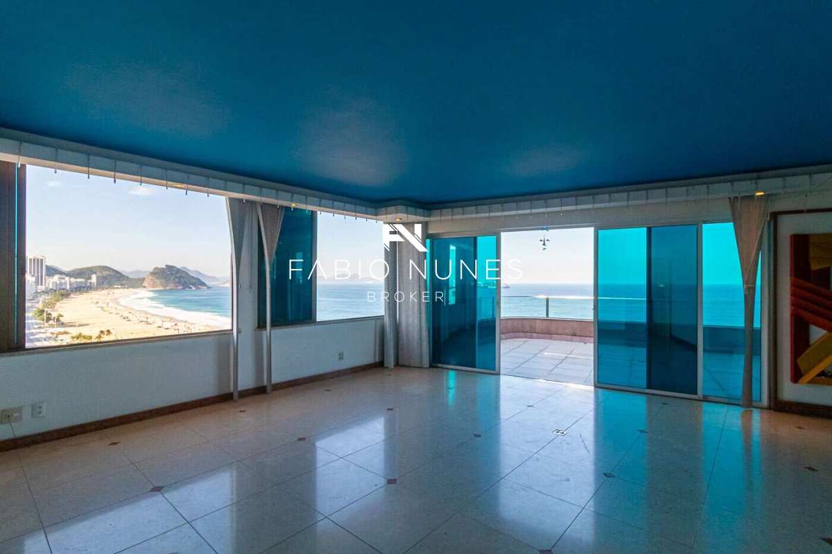 Ampla sala em 3 ambientes com vista mar. - Cobertura à venda em Rio de Janeiro, Copacabana, com 4 quartos, 425,00m²