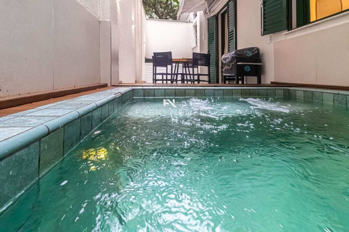  - Studio à venda, no Residencial Vilares em Rio de Janeiro, Copacabana, com 1 quarto, 58,04m²