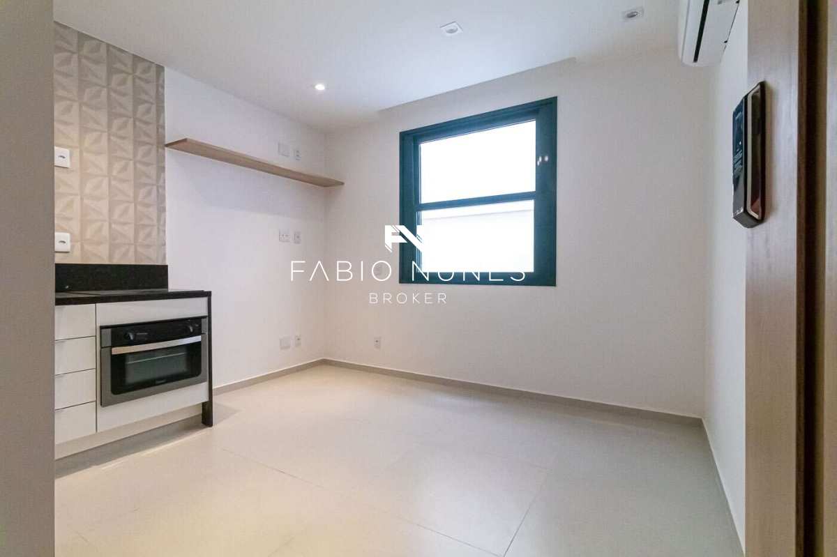 Sala do Studio - Studio à venda, no Residencial Vilares,  em Rio de Janeiro, Copacabana, com 1 quarto, 33,89m²